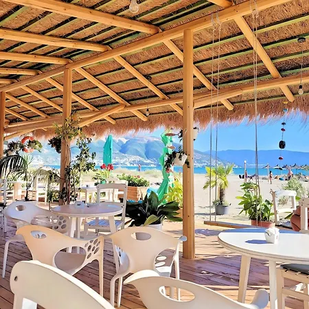 Seaview Apartment